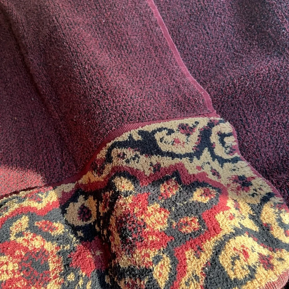 Vintage 2 piece Ralph Lauren Towels/ Firm price